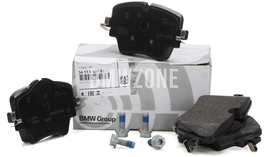 Front brake pads (307x24mm diameter) (OEM)