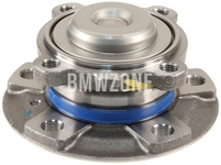 Front wheel bearing hub generation Fx without grooving for drive shaft