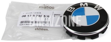 Wheel center cap, chrome edge