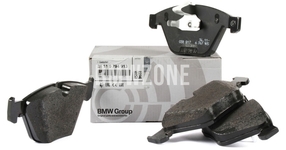 Front brake pads (348x30mm diameter)