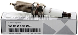 Spark plug BMW 12122158252 // N46 N46N N62 N62N (OEM)