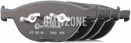 Front brake pads (348x36mm diameter)