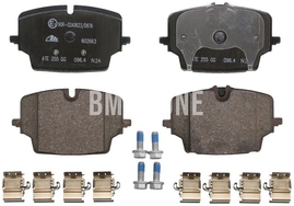 Front brake pads (335x30mm diameter)